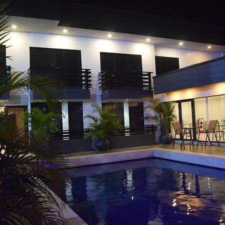 Hotel Ritzz ปารามารีโบ ภายนอก รูปภาพ